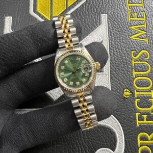 Rolex DATEJUST - Olive Green Diamond Dot Dial 26mm