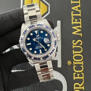 Custom Diamond & Sapphire Rolex Submariner Date - Oyster bracelet 40mm